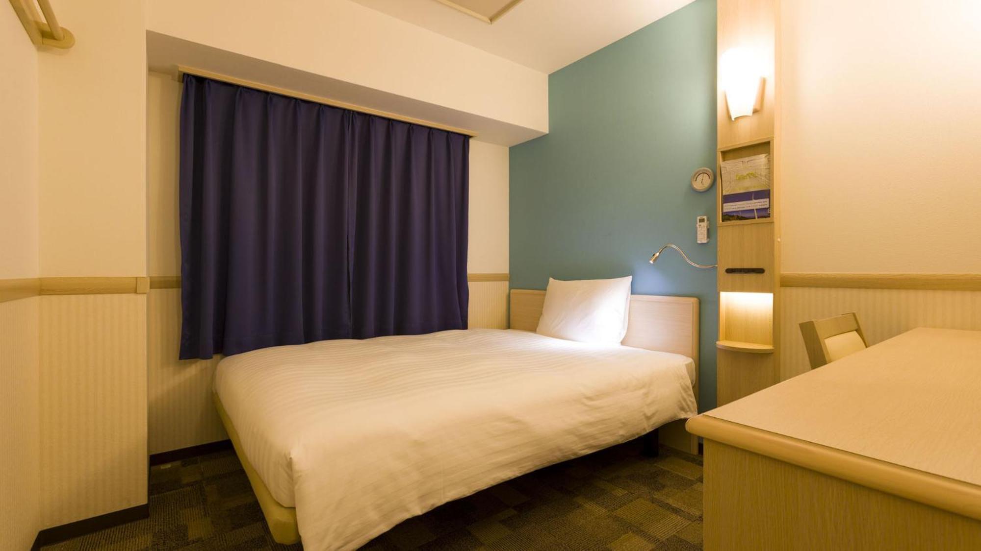 Toyoko Inn Osaka Hankyu Juso-Eki Nishi-Guchi No.2 Szoba fotó